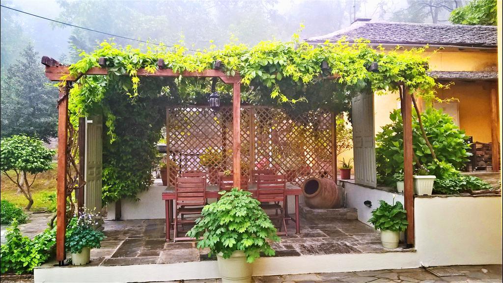 Ellis Full Guest House Tsagkarada Exterior foto